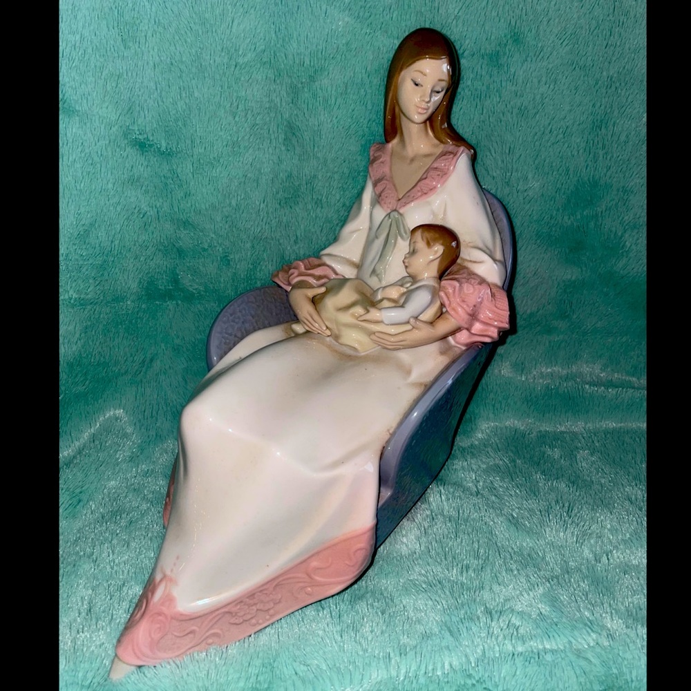 Lladro Figure 6503 Retired My Little Treasure Mother and Child